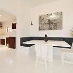 Villa Agave // Cardon *