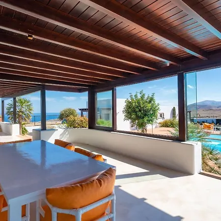 Agave // Cardon וילה